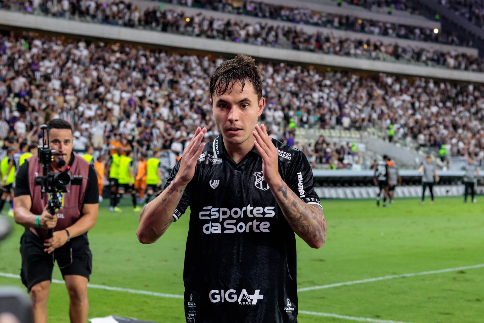 Zanocelo é peça-chave para o meio de campo do Ceará (Foto: Samuel Setubal)