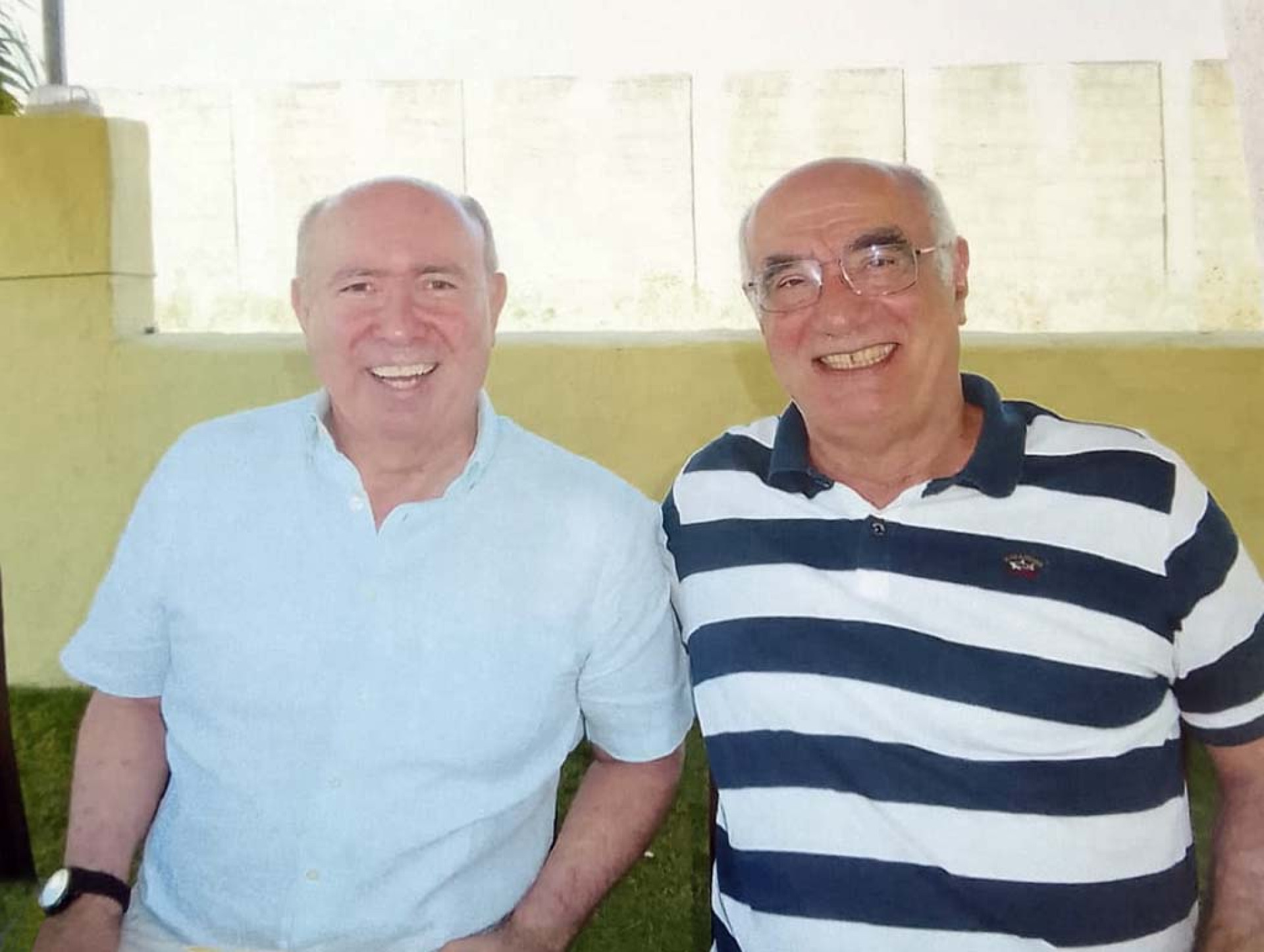 Amarílio Cavalcante e Salvio Pinto, que foi primeiro agraciado com o Troféu Dr Pompeu Vasconcelos (Foto: acervo pessoal)