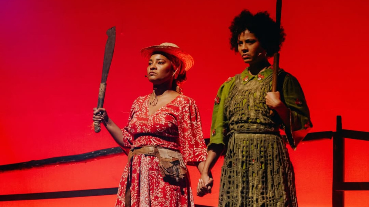 A cantora Larissa Luz faz parte do elenco do musical 