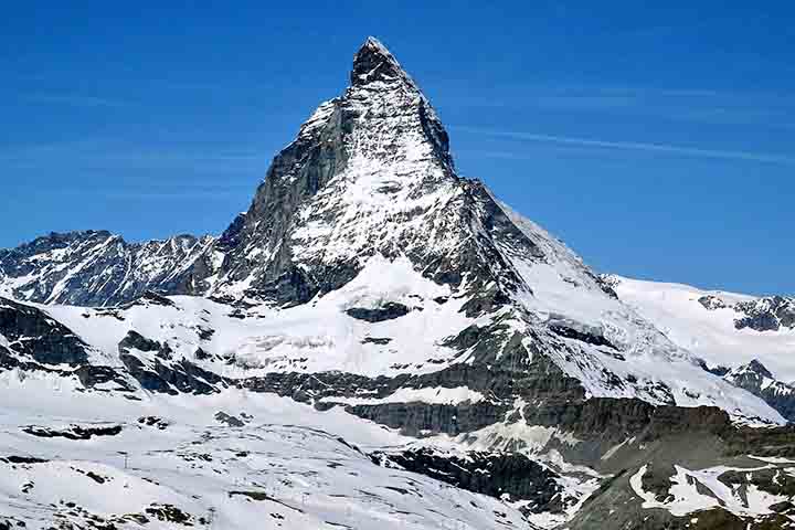 Com seu formato piramidal quase perfeito, o Matterhorn, com altura de 4.478 metros, é  talvez a montanha mais icônica da Suíça. Ela é símbolo do país e uma das formações mais fotografadas do planeta. 
