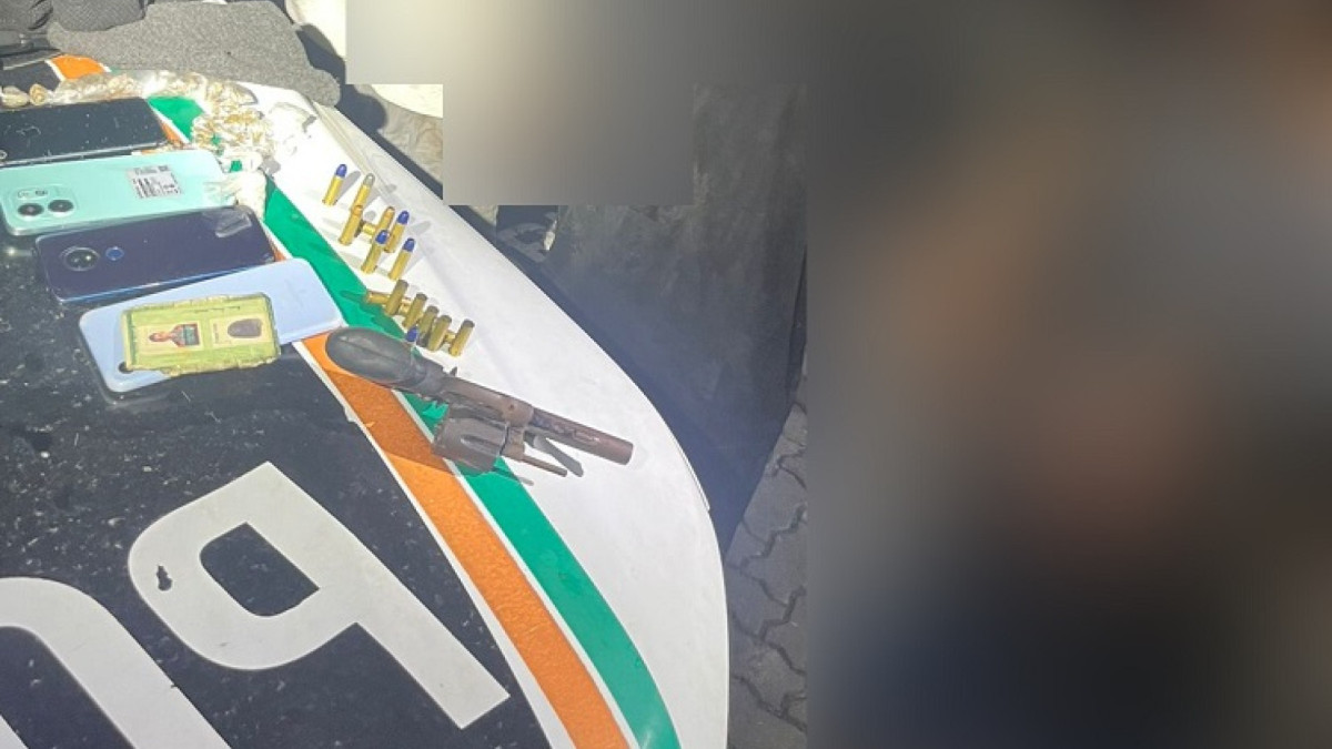 Quatro suspeitos de participarem de um confronto entre facções criminosas rivais na Maraponga foram presos pela PM-CE