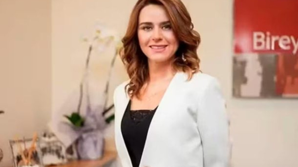 Secil Erzan era gestora de um fundo secreto falso, onde investia o dinheiro de pouco mais de 30 vítimas, como atletas de futebol