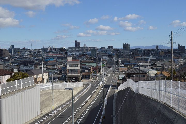 Toyoake é uma pequena cidade localizada na província de Aichi, na região central do Japão, próxima à metrópole de Nagoia.