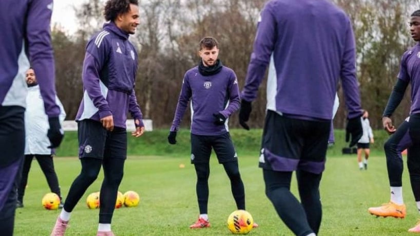 Times se enfrentam em partida válida pela 14ª rodada da Premier League 