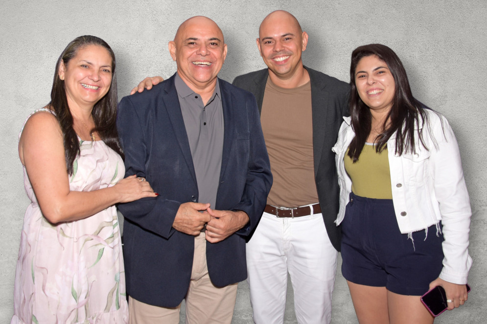 Marilene Lira, Carlito Lira, &Aacute;tila Lira e Ra&iacute;ssa Lira(Foto: Acervo pessoal/Divulga&ccedil;&atilde;o)