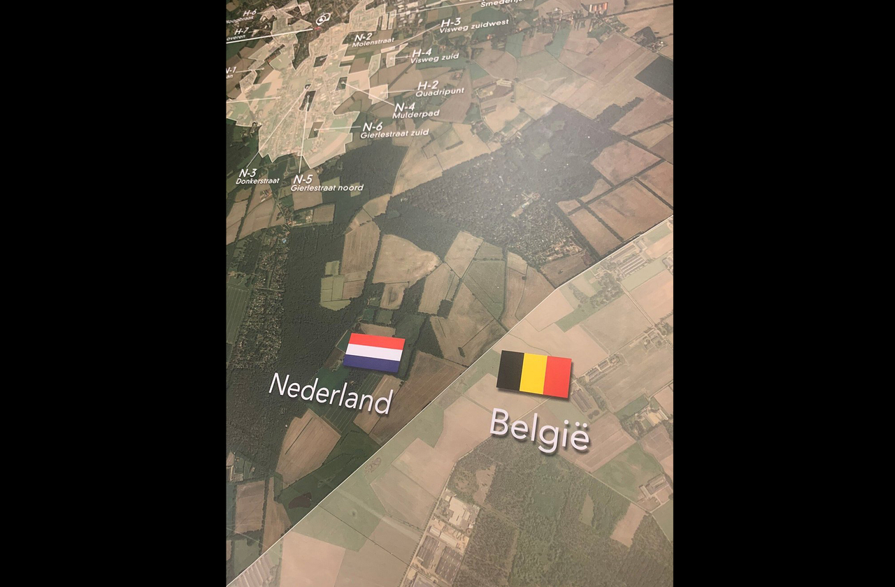 Tal peculiaridade está no fato de que a fronteira entre os países não é uma linha contínua, mas um mosaico de enclaves e contra-enclaves. São dezenas de fragmentos territoriais que se entrelaçam, tornando o mapa da cidade um dos mais complexos do mundo.