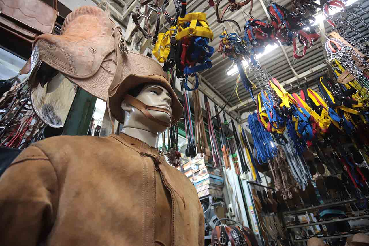 O Mercado São José, aliás, é um dos mais antigos da cidade. Lá, encontra-se de tudo: artesanato, comidas típicas e cultura popular.