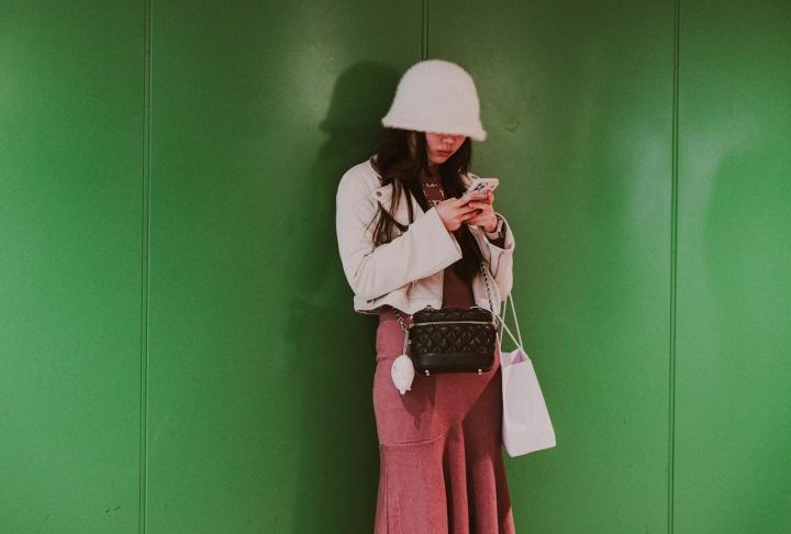 A proposta foi apresentada pelo prefeito Masafumi Kouki e aprovada pela Assembleia Municipal por 12 votos a 7.