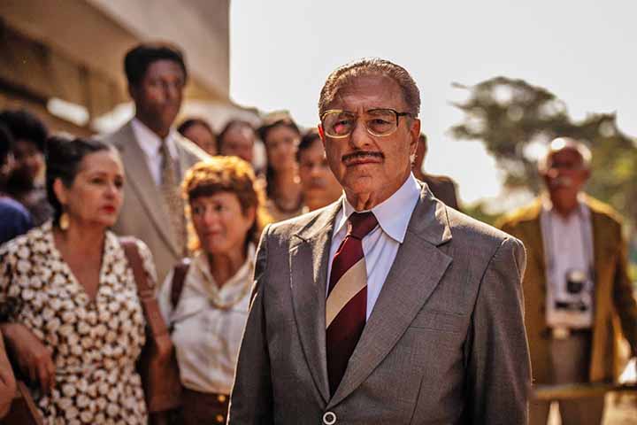 Outros nomes do elenco incluem Antônio Fagundes como o advogado e ex-ministro do STF Evandro Lins Silva; Thiago Lacerda como Ibrahim Sued; Camila Márdila interpretando Lulu Prado; e Yara de Novaes no papel de Maria Diniz. 
