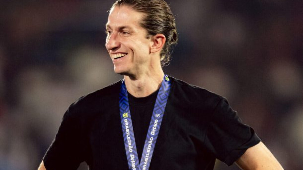 Comandante torna-se o mais novo a vencer o Brasileirão nos pontos corridos, além de alcançar troféus de Jorge Jesus pelo Fla