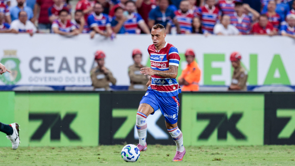 Breno Lopes tem contrato com o Fortaleza at&eacute; o fim de 2028