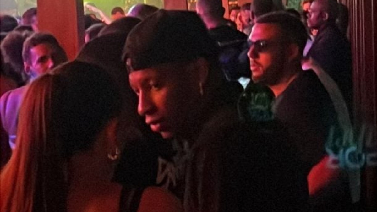 Divididos em grupos, jogadores curtiram o eneacampeonato nacional em eventos distintos durante a madrugada no Rio 