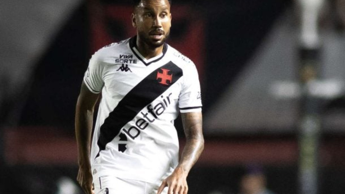 Volante está em recuperação de uma grave lesão no joelho sofrida no final de agosto. Novo vínculo tem duração até dezembro de 2026