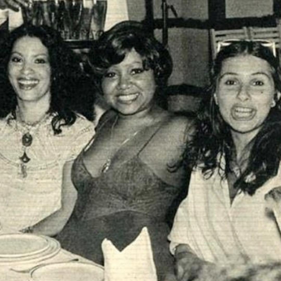 Nós éramos nove irmãos, filhos do meu pai e da minha mãe. Mas meu pai teve filhos com outras senhoras. Tenho 18 irmãos. Me dou bem com todos. A mais velha, Mercedes, já morreu.. Minha mãe foi quem a amamentou. Descobriu que tinha uma mulher tendo um filho do meu pai e foi ao hospital. Lá, Dona Cotinha disse que não tinha leite e mamãe amamentou Mercedes, disse ao jornal Extra, em 2025.