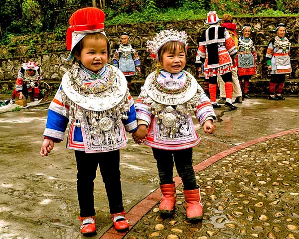 Em julho de 2025, as autoridades lançaram um programa nacional de incentivo à natalidade. A proposta prevê a concessão de apoio financeiro para famílias que optarem por ter um ou mais filhos.
