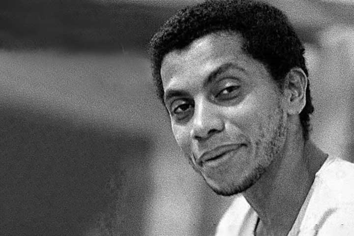 Paulo César Batista de Faria nasceu no bairro de Botafogo, Rio de Janeiro, em 12 de novembro de 1942. Ele é filho de Paulina Batista dos Santos e Benedito César Ramos de Faria.