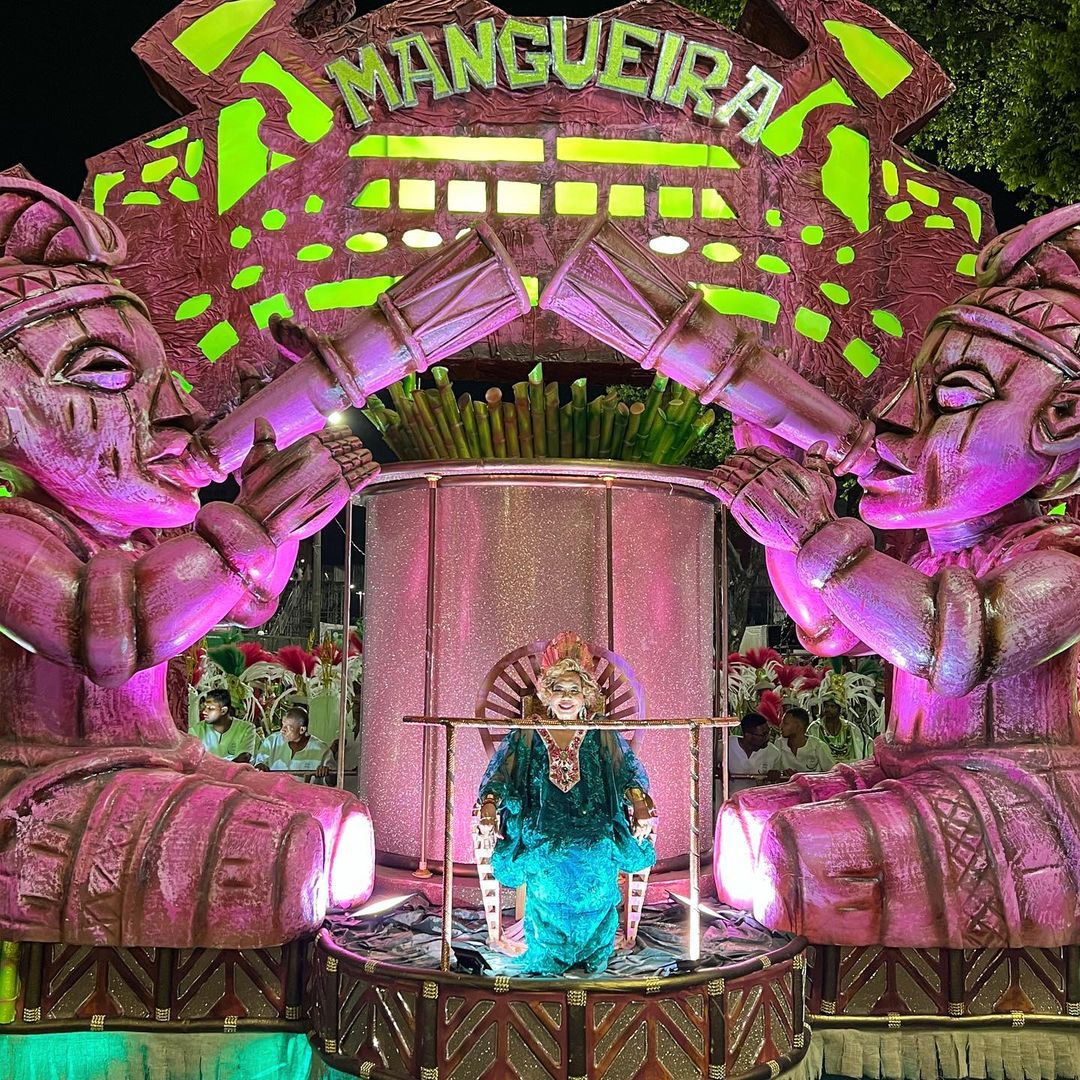 Em 1987, participou da fundação da escola de samba mirim Mangueira do Amanhã, e hoje é presidente de honra do grupo.