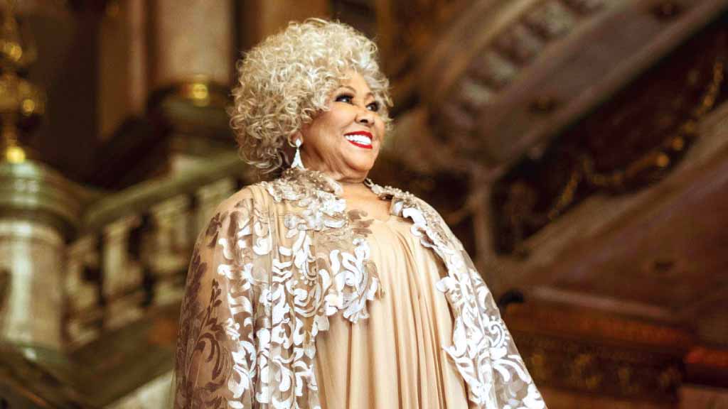 Ela também foi homenageada no Carnaval de 2024 pela Estação Primeira de Mangueira. Com o enredo A Negra Voz do Amanhã, a Verde e Rosa trouxe para a avenida a vida e obra da Marrom.