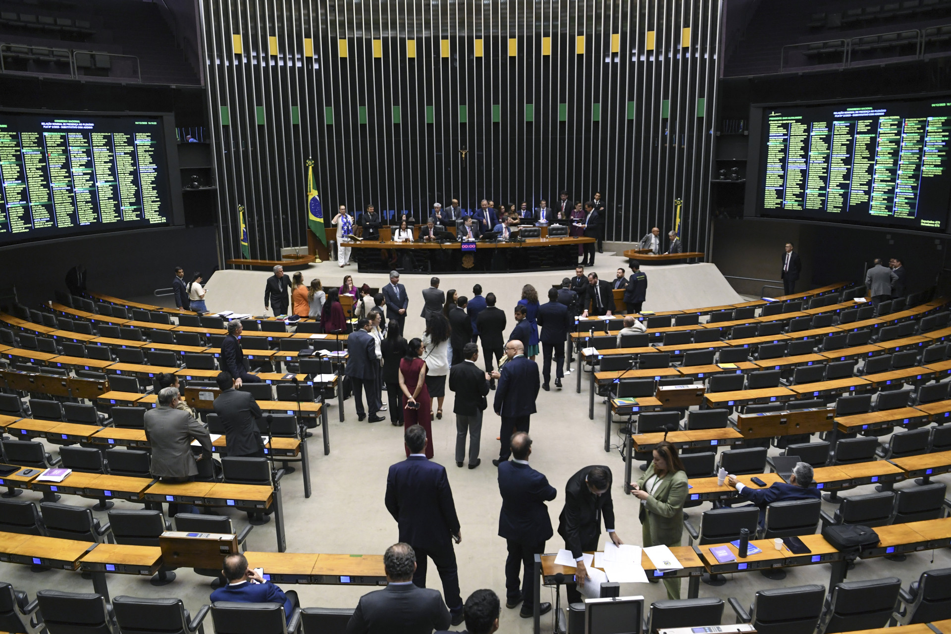￼PLENÁRIO durante sessão conjunta do Congresso Nacional (Foto: Jonas Pereira/Agência Senado)