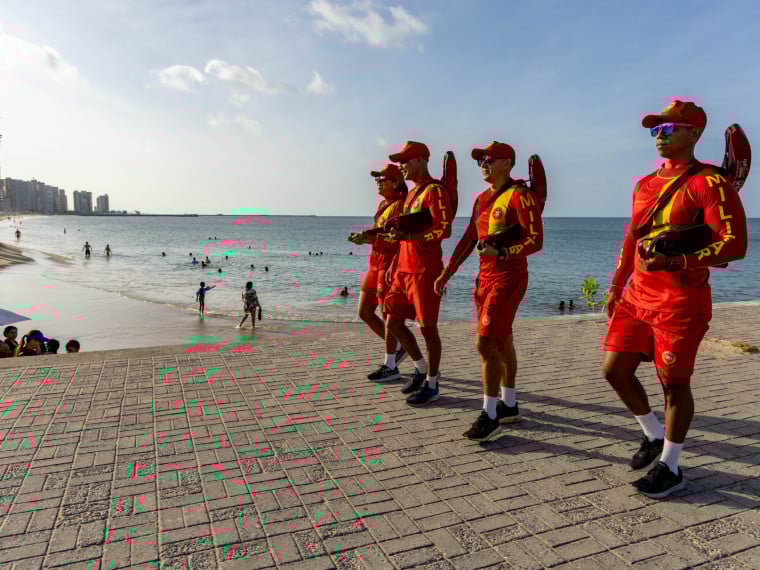 CBMCE amplia efetivo e postos de salvamento durante temporada de férias