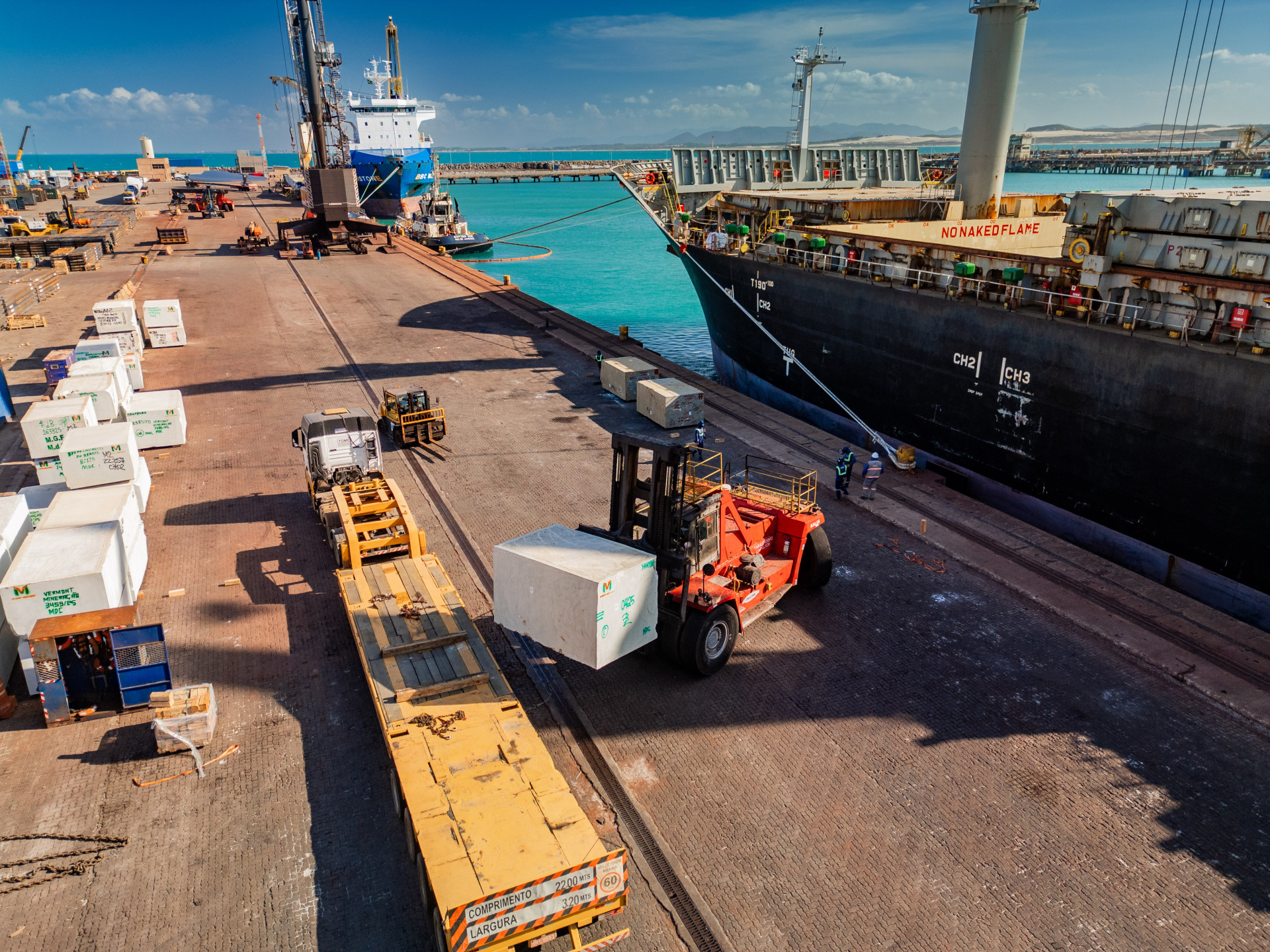 ￼NO acumulado do ano, as exportações cearenses ficaram na 17ª posição no País (Foto: FCO FONTENELE)