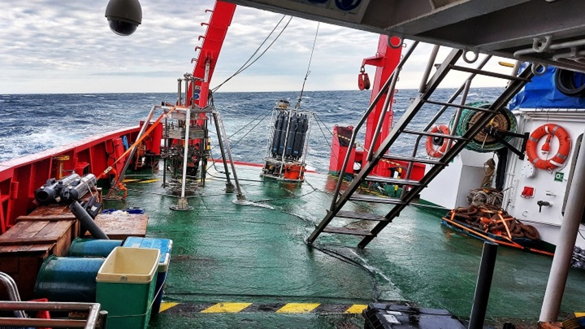 “Nosso objetivo foi estudar os impactos de longo alcance dos densos transbordamentos de água no Atlântico Norte”, afirma o documento com relatos da expedição.