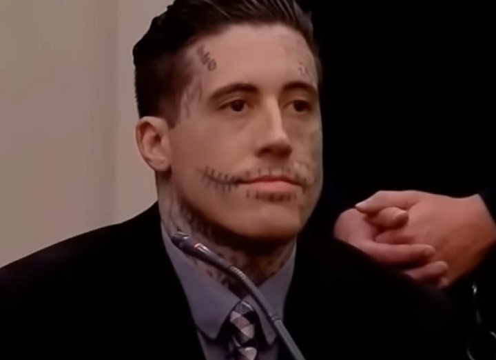  Outro detalhe é que, segundo o New York Post, Wilson não teria expressado nenhuma reação enquanto o juiz proferia sua sentença. A defesa de Wilson alegou que ainda irá recorrer da decisão na Suprema Corte da Flórida. Além disso, o condenado fez um acordo judicial que deve acelerar sua transferência para o corredor da morte.