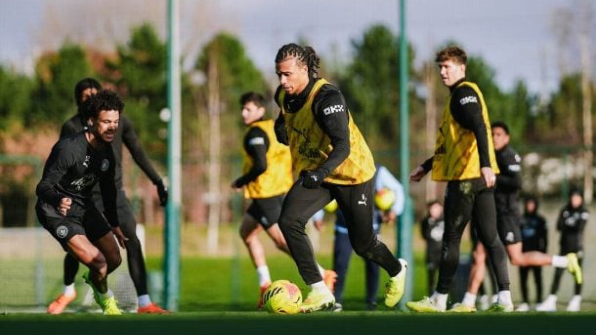 Times se enfrentam em partida válida pela 15ª rodada da Premier League 2025/26