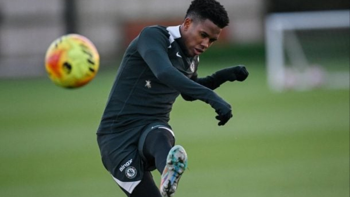 Times se enfrentam em partida válida pela 15ª rodada da Premier League 2025/26