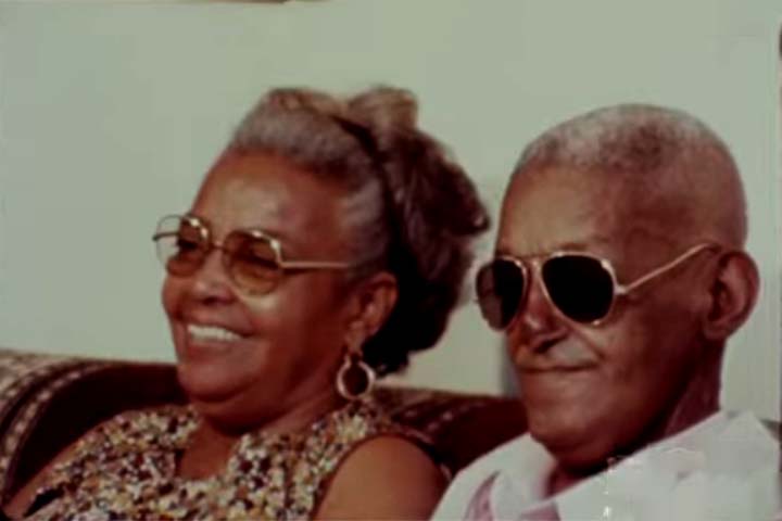 Cartola teve uma vida modesta até o fim, morando com Dona Zica em uma pequena casa em Jacarepaguá. 
