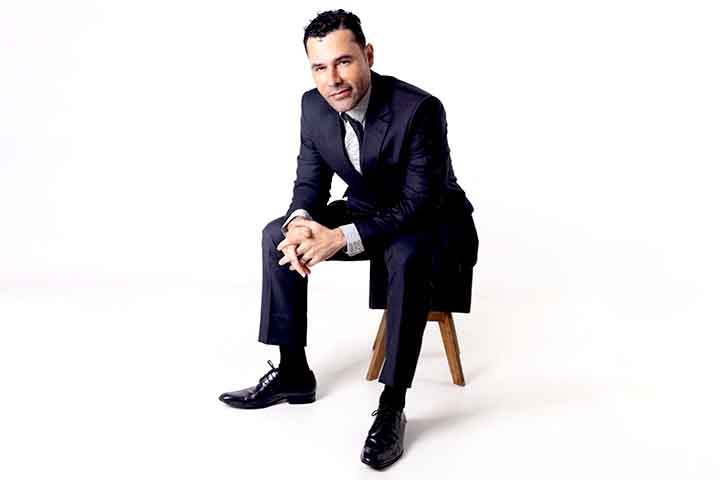 Paralelamente ao projeto, Sant’anna passa a ser agenciado comercialmente pela ViU, área de marketing de influência da Globo. A iniciativa amplia a parceria do ator com a emissora e reforça sua presença tanto no audiovisual quanto em ações de comunicação fora da tela.