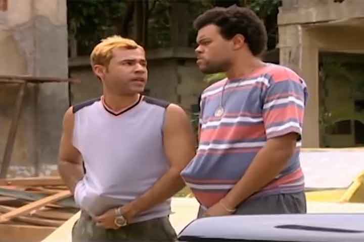 Em 2015, o humorista começou a protagonizar a série “Os Suburbanos”, no Multishow, ao lado de Carauta, Babu Santana e outros nomes. 
