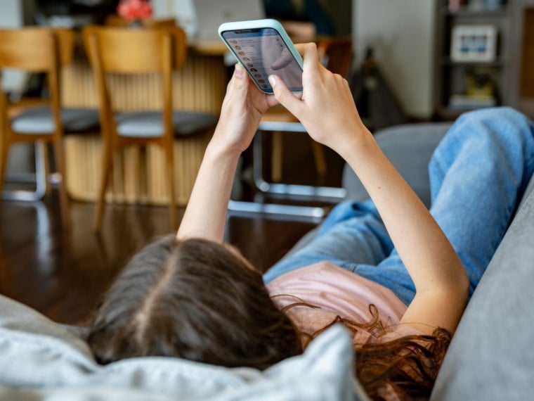 Austrália é o primeiro país a proibir redes sociais para menores de 16 anos