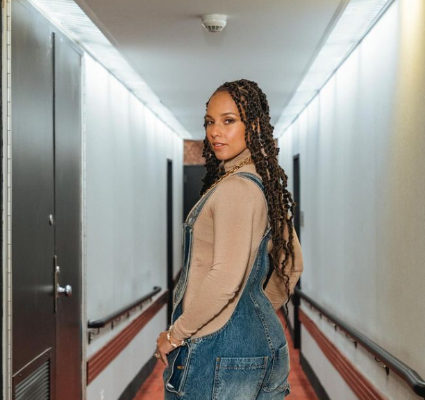 Nem a Sony nem as artistas comentaram o caso. Em 2016, Alicia Keys mencionou brevemente o episódio, dizendo que as gravações foram divertidas, mas o resultado “não capturou a energia desejada”, motivo pelo qual decidiram não lançar o vídeo.