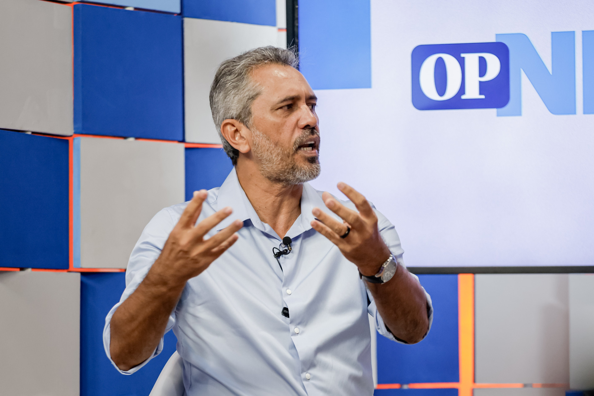 GOVERNADOR Elmano de Freitas esteve no O POVO nesta sexta-feira, 5 (Foto: DANIEL GALBER/ESPECIAL PARA O POVO)