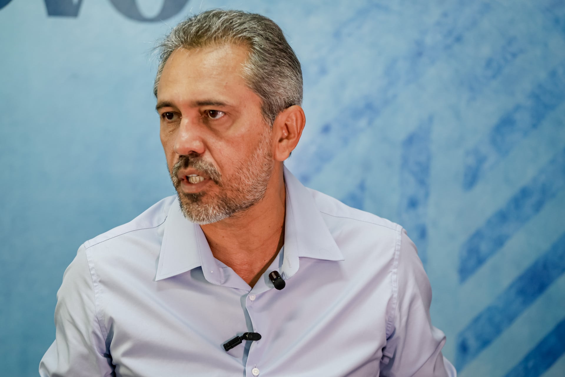 Programa deve ser lançado antes do fim de 2025, segundo Elmano (Foto: DANIEL GALBER/ESPECIAL PARA O POVO)