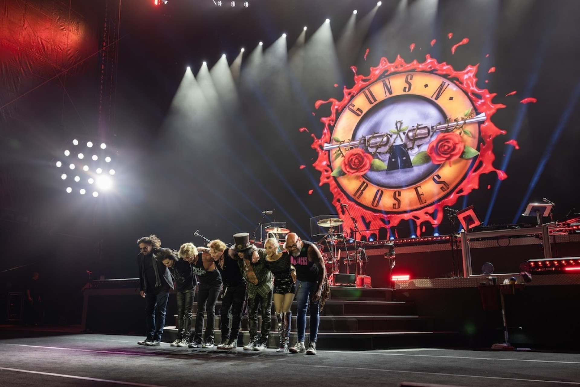 Show do Guns N' Roses em Fortaleza teve mais de 26 mil ingressos comprados por pessoas que não residem no Ceará, segundo governador