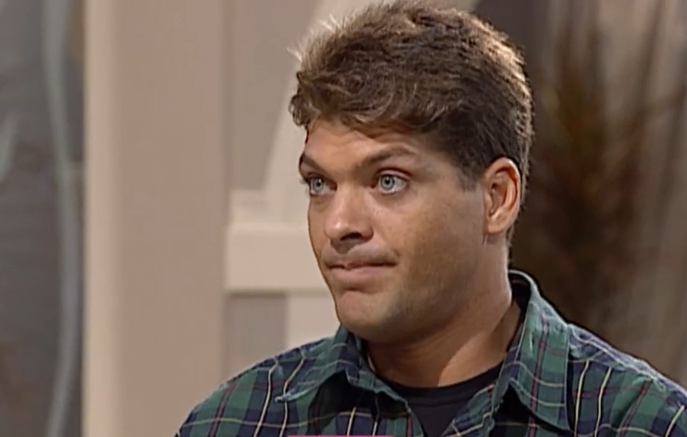 Já nos anos 1990, ele se destacou como Cláudio, em “A Próxima Vítima”, e Aquiles, em “Vira-Lata”. 
