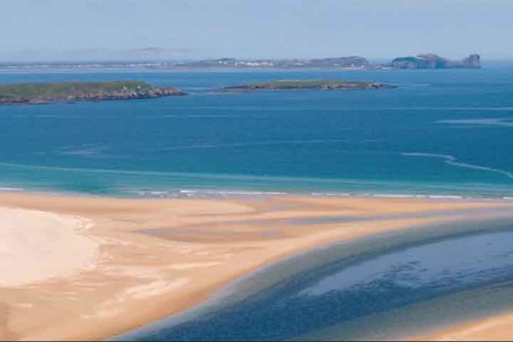 O governo irlandês anunciou a renovação de uma campanha que tem o objetivo de reavivar as comunidades de 23 ilhas situadas na costa oeste do país. 
