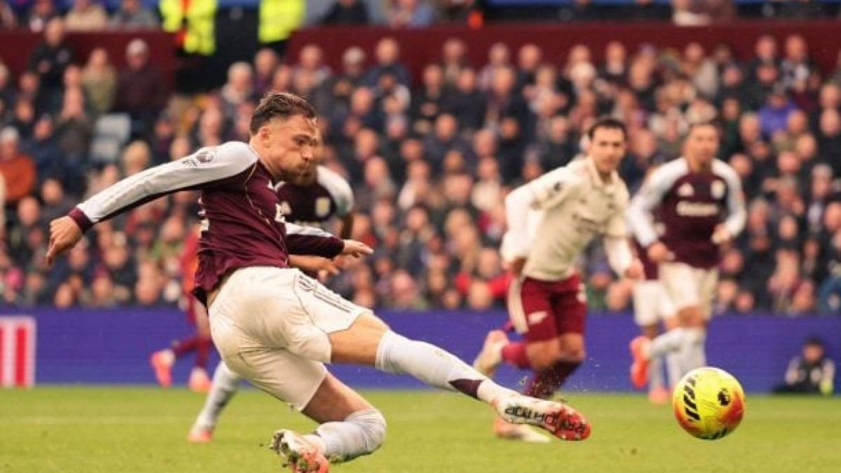Buendía, com um gol aos 50 minutos do segundo tempo, garante o 2 a 1 e coloca emoção nas primeiras posições da Premier League