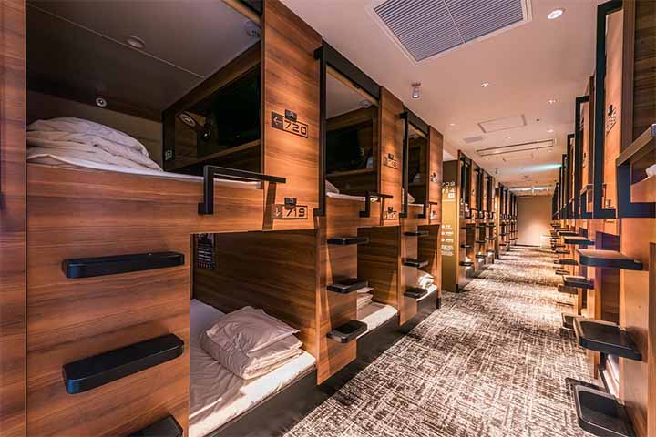 Como os espaços nos hotéis-cápsula são muito próximos, é importante seguir algumas regras de boa convivência.