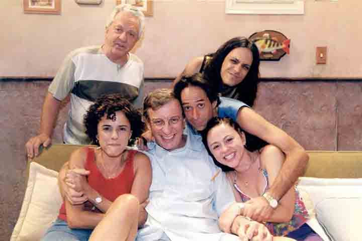 Ele também é muito lembrado nacionalmente como Lineu Silva, da série de comédia “A Grande Família”, que esteve no ar de 2001 a 2014. 
