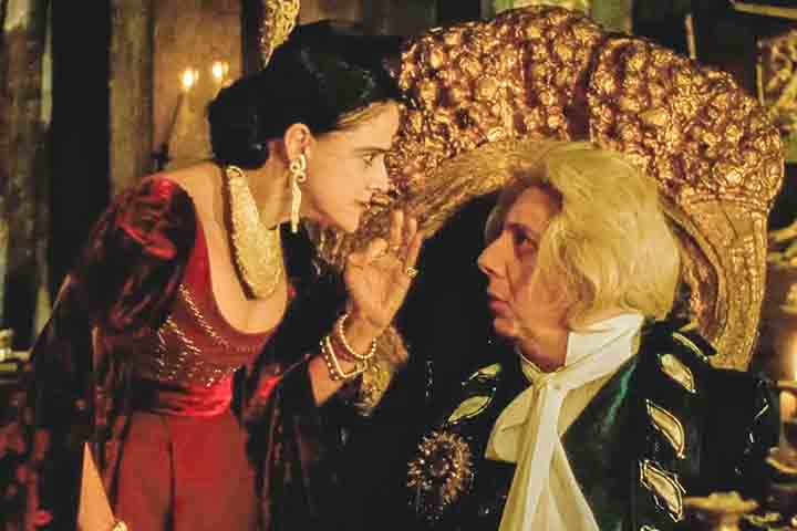 Embora o teatro seja o alicerce de sua carreira, Nanini também fez nome em televisão e cinema, com atuações marcantes em novelas, séries e filmes. 
