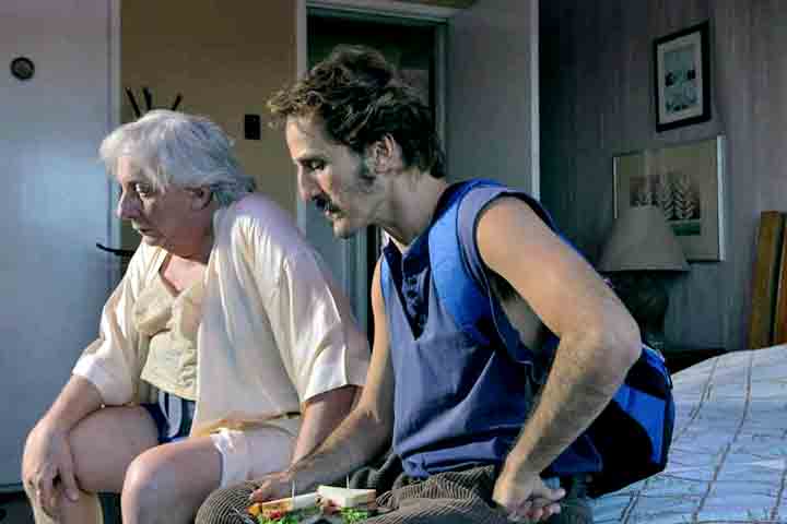 Em “Greta”, Nanini interpretou um personagem idoso e solitário, em uma trajetória intensa de amor e aceitação. Um papel que ele mesmo descreveu como desafiador, reafirmando sua disposição de explorar com profundidade personagens complexos mesmo em uma fase madura da carreira.
