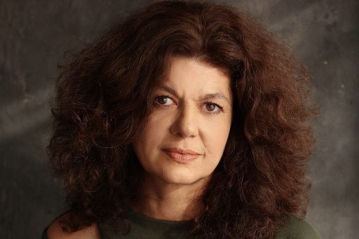 Quando comecei a gritar, não ouvi a apresentadora terminando o jornal, foi isso que aconteceu”, acrescentou.