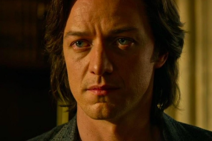O ator escocês James McAvoy, famoso por interpretar o Professor Xavier em 