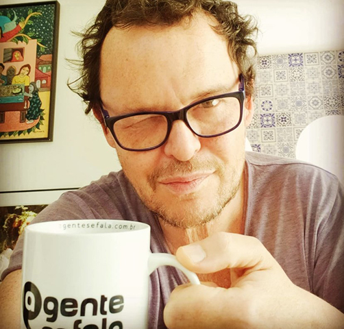 Embora tenha definido as novelas das nove como “o maior palco do Brasil”, o ator — um dos mais consagrados do cinema nacional e querido pelos companheiros de profissão — sente necessidade de voltar ao cinema para respirar novos ares criativos. Na Mostra, que monta uma tela ao ar livre na praia, Matheus destacou filmes como “O Agente Secreto”, “Morte e Vida Madalena” e Carvão”.