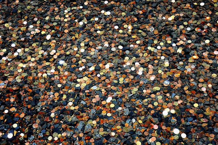 As estimativas são de que diariamente as águas da fonte acumulem cerca de três mil euros - o que dá 90 mil euros por mês.