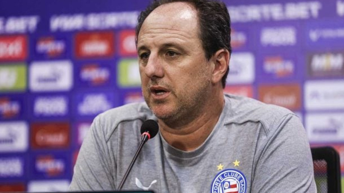 Treinador lamenta perder vaga direta para Libertadores após derrota para Fluminense: 