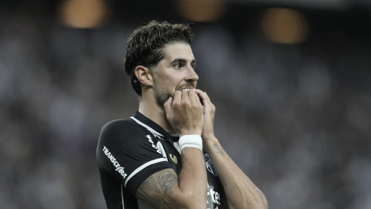 Partida entre Ceará e Palmeiras pela Série A 2025